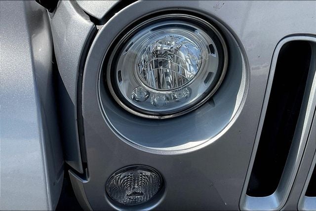 2018 Jeep Wrangler JK Sahara