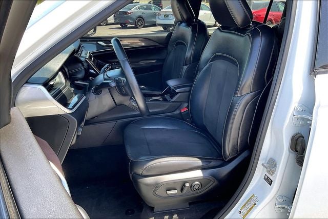 2021 Jeep Grand Cherokee L Altitude