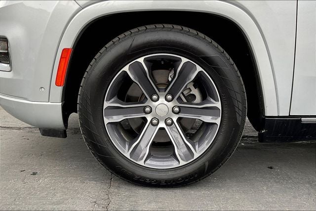 2024 Jeep Grand Wagoneer L Base