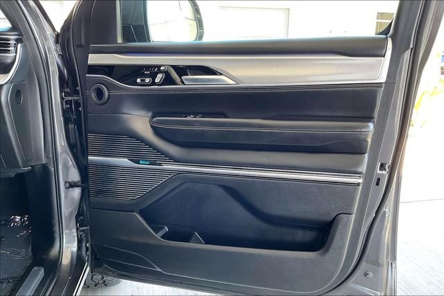 2022 Jeep Grand Wagoneer Series I