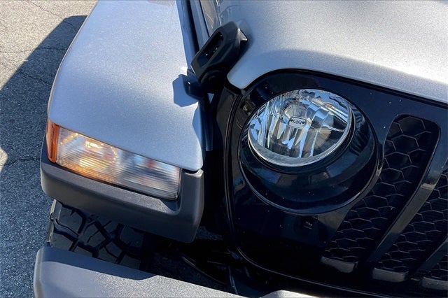 2021 Jeep Gladiator Willys