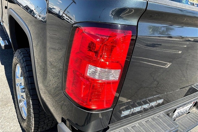 2017 GMC Sierra 2500HD Denali