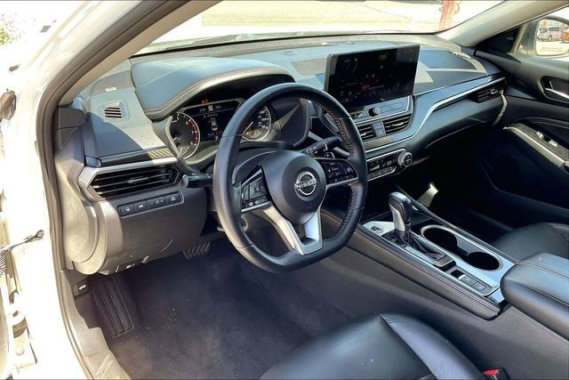 2023 Nissan Altima 2.0 SR
