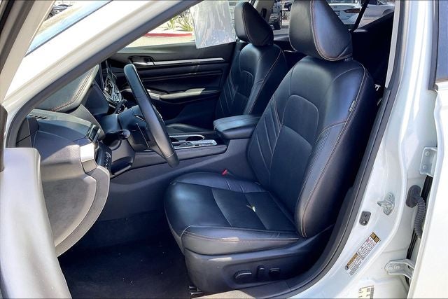 2023 Nissan Altima 2.0 SR