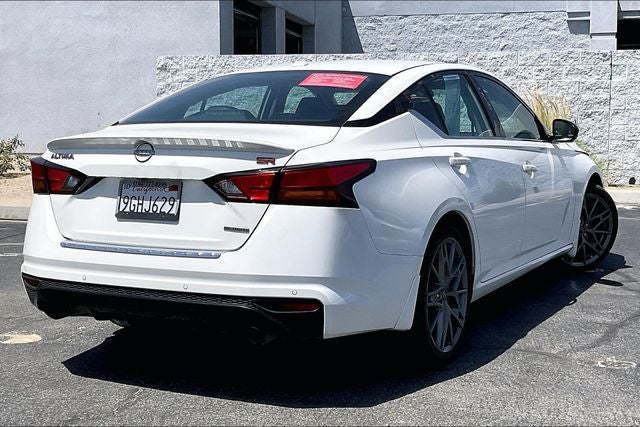 2023 Nissan Altima 2.0 SR