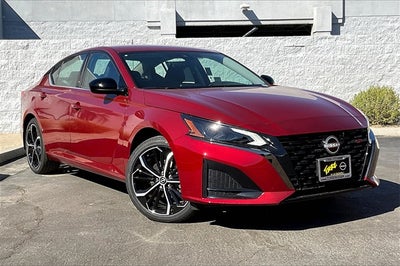 2025 Nissan Altima 2.5 SR