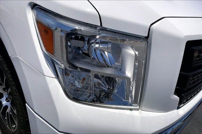 2023 Nissan Titan SV
