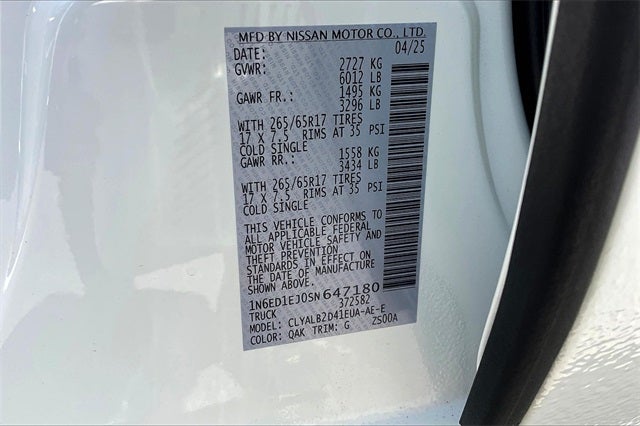 2025 Nissan Frontier SV