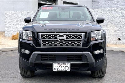 2023 Nissan Frontier SV