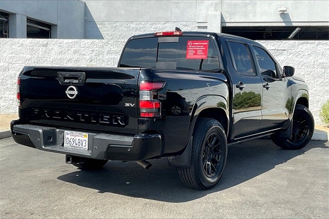 2023 Nissan Frontier SV