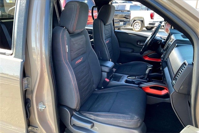 2023 Nissan Frontier PRO-X