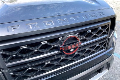 2023 Nissan Frontier PRO-X