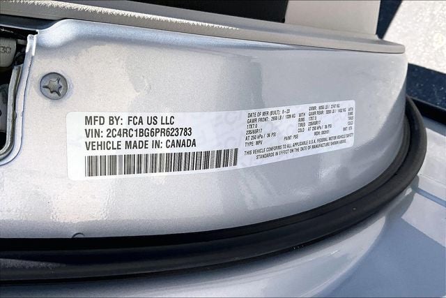 2023 Chrysler Pacifica Touring L