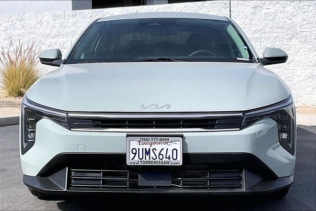 Used 2025 Kia K4 LXS with VIN 3KPFT4DE9SE155848 for sale in La Quinta, CA