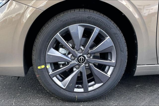 2026 Nissan Sentra SL