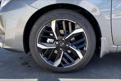 2025 Nissan Versa 1.6 SR