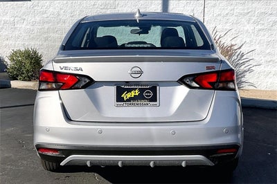 2025 Nissan Versa 1.6 SR