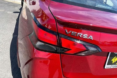 2025 Nissan Versa 1.6 SR