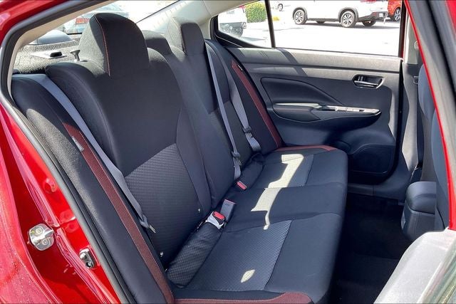 2025 Nissan Versa 1.6 SR