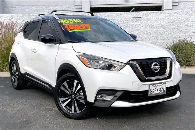 2019 Nissan Kicks SR