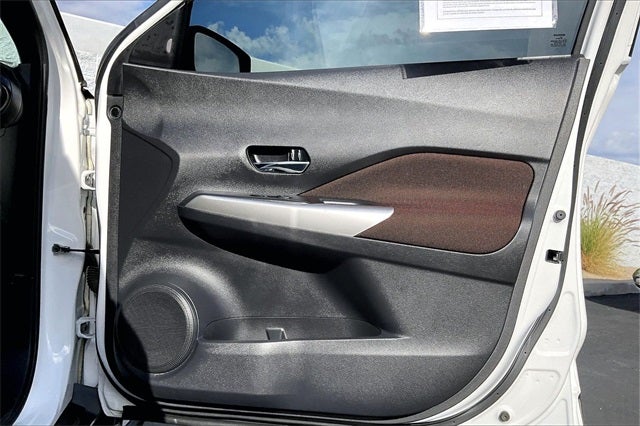 2019 Nissan Kicks SR