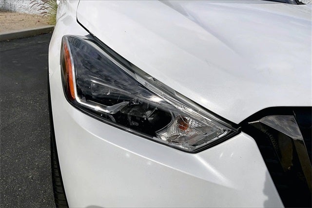 2019 Nissan Kicks SR