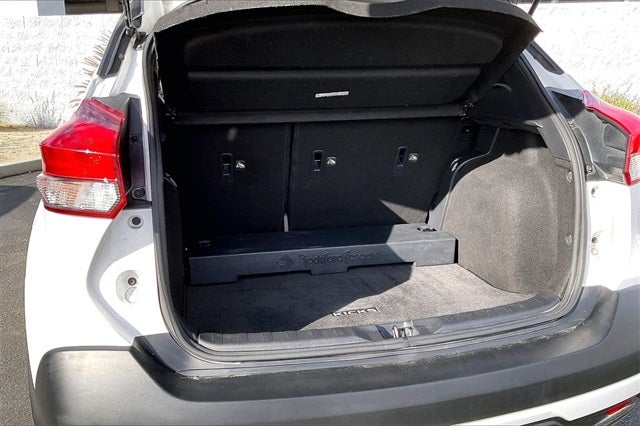 2019 Nissan Kicks SR