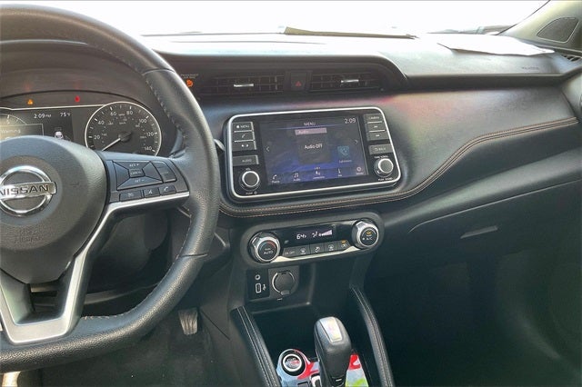 2019 Nissan Kicks SR