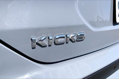 2023 Nissan Kicks SV