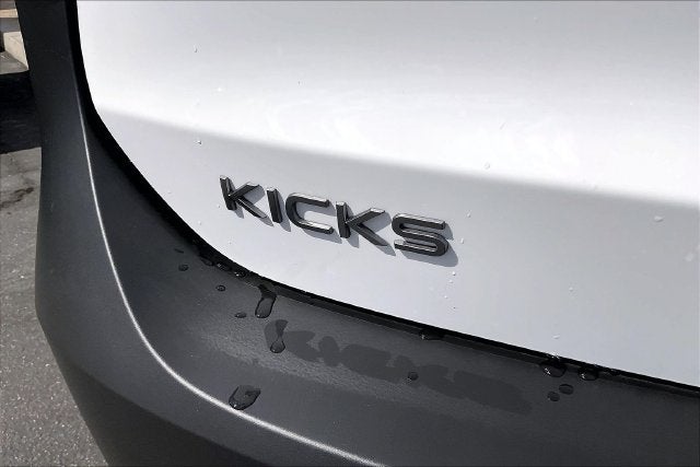 2027 Nissan Kicks S