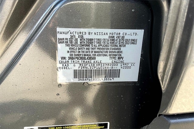 2025 Nissan Kicks SV