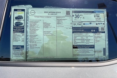 2025 Nissan Kicks SV