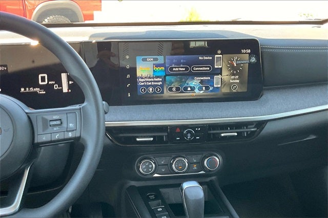 2025 Nissan Kicks SV