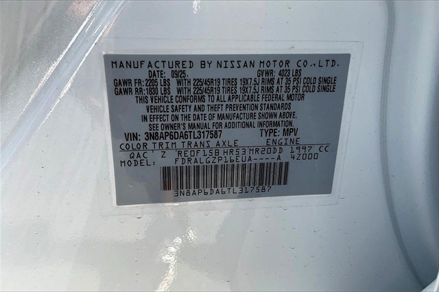 2026 Nissan Kicks SR