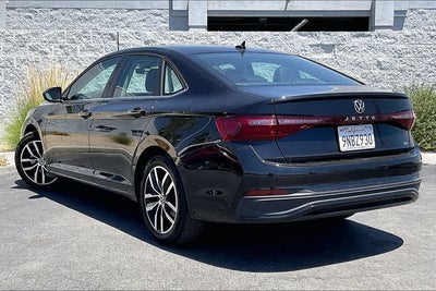 2025 Volkswagen Jetta 1.5T SE