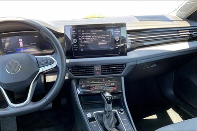 2025 Volkswagen Jetta 1.5T SE