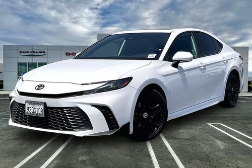 2025 Toyota Camry SE