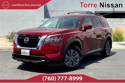 2022 Nissan Pathfinder SV