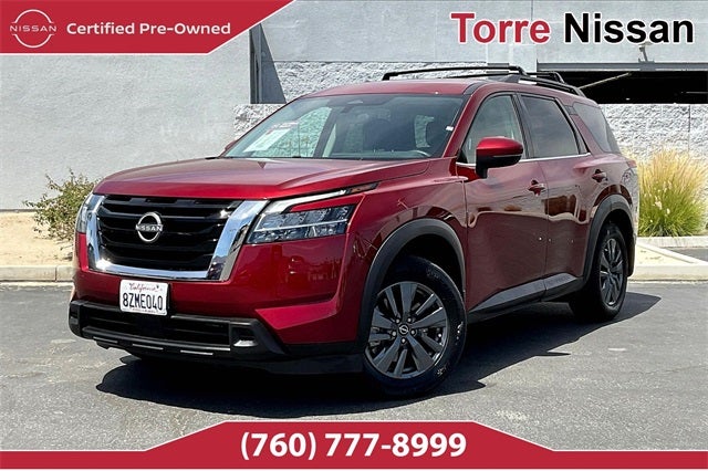 2022 Nissan Pathfinder SV