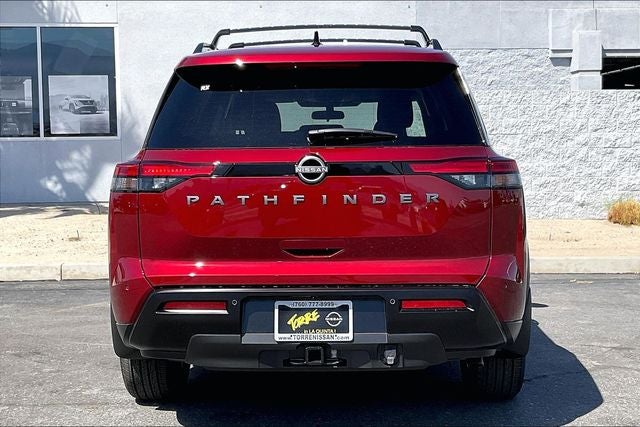 2026 Nissan Pathfinder SV