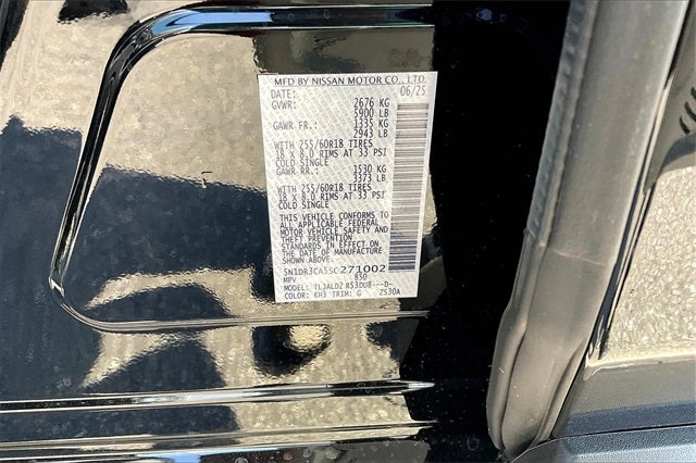 2025 Nissan Pathfinder SL