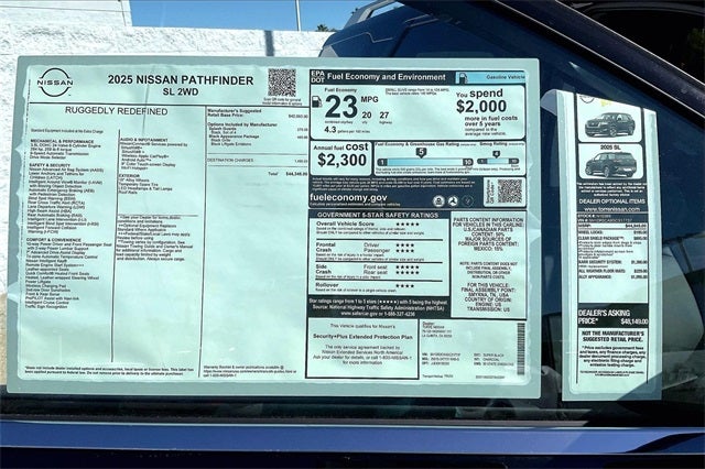 2025 Nissan Pathfinder SL