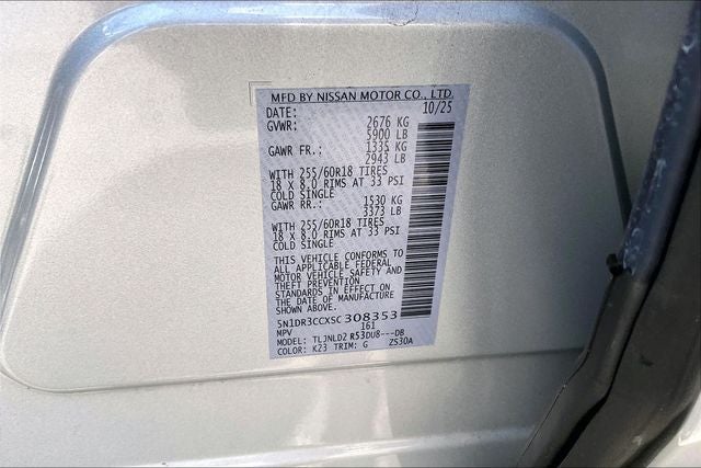 2025 Nissan Pathfinder SL
