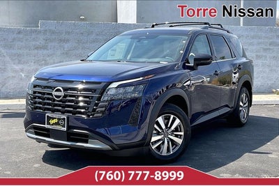 2026 Nissan Pathfinder SL