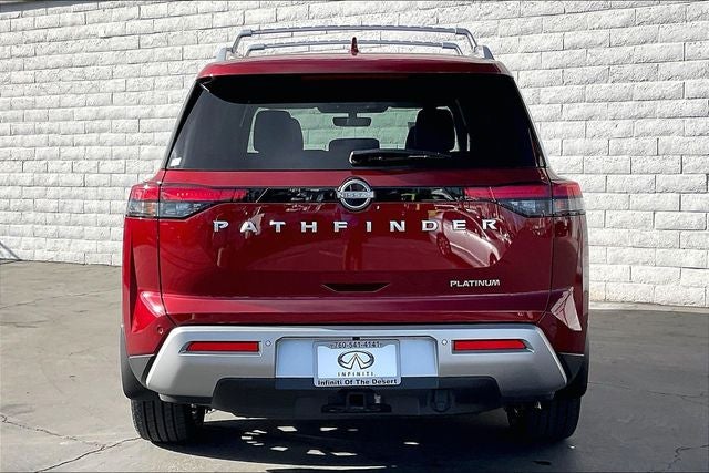 2025 Nissan Pathfinder Platinum