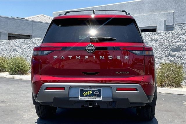 2026 Nissan Pathfinder Platinum