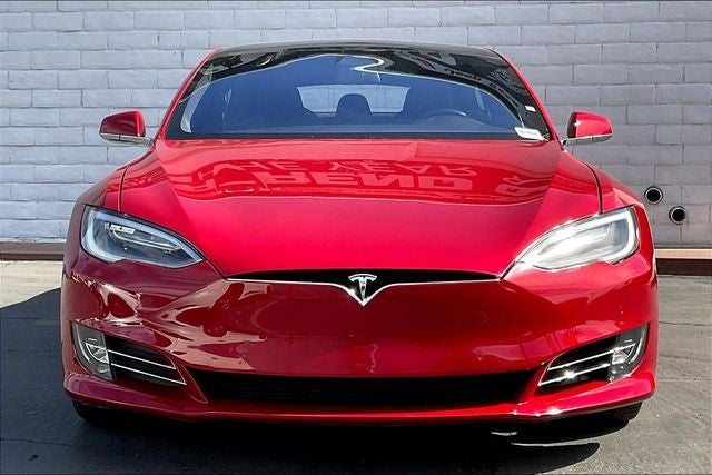 2020 Tesla Model S Performance