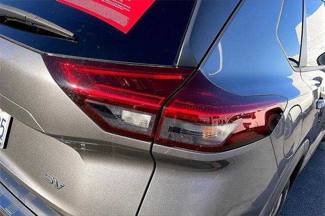 2022 Nissan Rogue SV