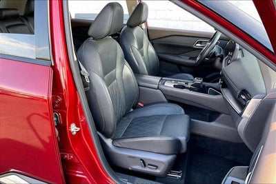 2022 Nissan Rogue Platinum