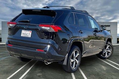 2024 Toyota RAV4 Prime SE